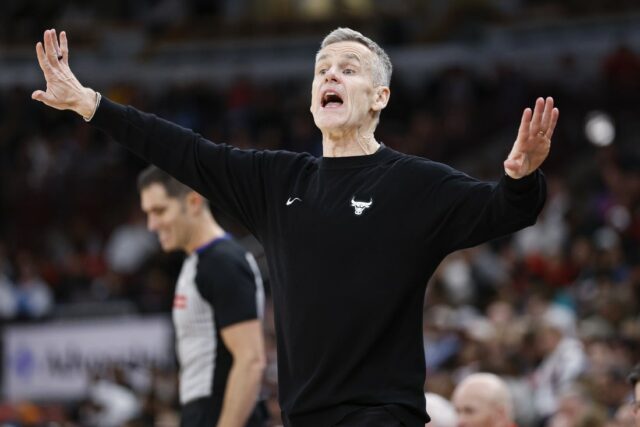 Deadspin | Býci považujú Billyho Donovana za neoddeliteľnú súčasť budúcnosti NBA: Phoenix Suns v Chicago Bulls