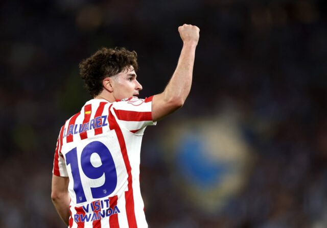 Diego Simeone potvrdzuje záujem PSG o Juliána Álvareza
