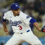 Dodgers priblížil Edwina Díaza na zoznam zranených, spomína si Jake Eder