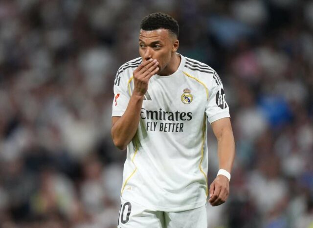 'Dokončené' - Fanúšikovia Realu Madrid si po remíze v Girone 'Dokončené' - Fanúšikovia Realu Madrid si po remíze v Girone obľúbili Kyliana Mbappého