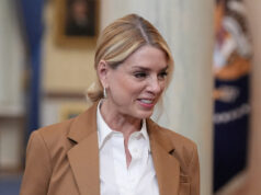 Donald Trump odvolal vernú generálnu prokurátorku Pam Bondi | donald Trump Donald Trump odvolal vernú generálnu prokurátorku Pam Bondi | donald Trump