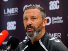 Dramatickí králi! McInnes je nadšený z „neuveriteľného“ konca boja o titul Šéf Hearts Derek McInnes pre médiá povedal, že je nadšený zo súboja o Premiership