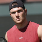 Draper odstupuje v prvom kole, pretože problémy so zraneniami pokračujú