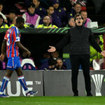 📸 Druhý polčas Palace s Fiorentinou sa oneskoril z nezvyčajného dôvodu 🧻