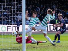 Dundee 1-2 Celtic: Muži Martina O’Neilla vdýchli nový život obhajobe titulu Yang Hyun-jun postrčil loptu za čiaru a zabezpečil tak Celticu skoré vedenie v Dens Parku