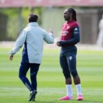 Eberechi Eze poskytuje Arsenalu aktuálne informácie o zraneniach so vzrušujúcim dvojslovným posolstvom pred Sportingom