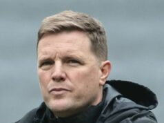 Eddie Howe a Newcastle si musia zachovať vieru – zmena teraz by bola chyba Manažér Newcastle United Eddie Howe počas zápasu Premier League medzi Crystal Palace a Newcastle United v Selhurst Park 12. apríla 2026 v Londýne, Spojené kráľovstvo