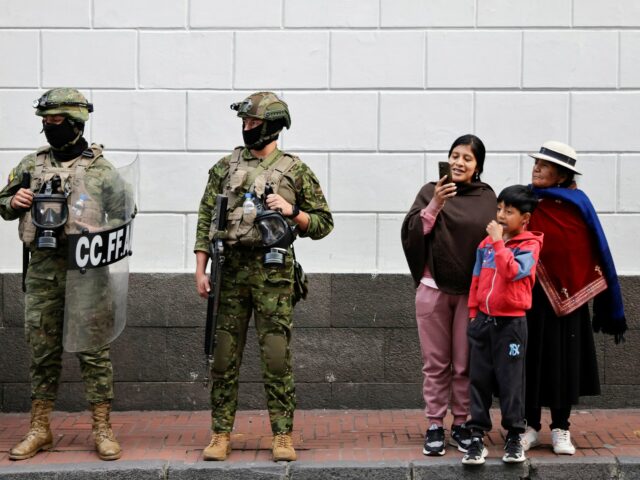 Ekvádor tvrdí, že počet vrážd poklesol o 28 % v dôsledku obáv z kampane proti zločinu | Vládne správy
