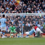 Erling Haaland obnovil vedenie medzi Manchestrom City a Arsenalom s kľúčovým zakončením v súboji o titul