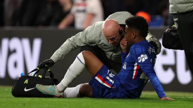 Estevao sa zranil počas prehry Chelsea s Manchestrom United