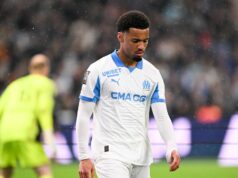 Ethan Nwaneri posiela brutálnu správu po zranení Marseille, keď rozhodnutie Mikela Artetu zlyhá Ethan Nwaneri dostal jasný odkaz pred ďalším zápasom Marseille