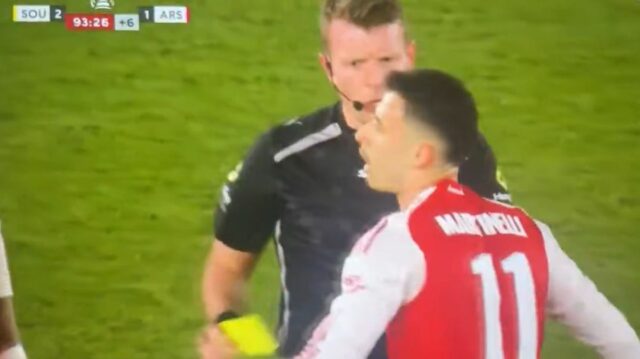 Sam Barrott zaúčtoval Gabrielovi Martinellimu za postrčenie