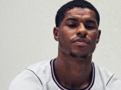 Falošné anglické košele na predaj len niekoľko dní po vydaní drahých svetových pohárov pruh svetového pohára