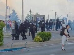 Fanúšikovia Arsenalu sa dostali do problémov, keď polícia použila SLZNÝ PLYN po strete s priaznivcami Atletica Fanúšikovia Arsenalu sa dostali do problémov, keď polícia použila SLZNÝ PLYN po strete s priaznivcami Atletica
