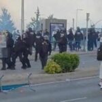 Fanúšikovia Arsenalu zaliala polícia slzným plynom, keď v zápase Atlética vypuklo násilie | Futbal | Šport