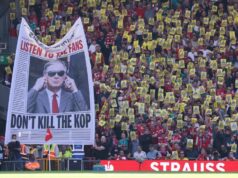 Fanúšikovia Liverpoolu sfarbili Anfield do žlta na hromadný protest proti „nenásytnému“ zvyšovaniu cien vstupeniek Fanúšikovia Liverpoolu protestovali proti zvyšovaniu cien vstupeniek počas zápasu proti Crystal Palace