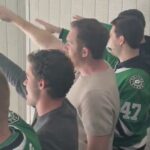 Dallas Stars vyšetruje incident, keď fanúšikovia na zápase zobrazovali nacistické pozdravy