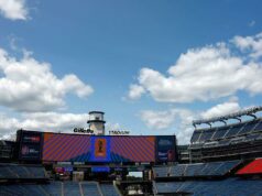 Fanúšikovia Škótska a Anglicka v Bostone čelia zvýšeniu cestovného Fanúšikovia odchádzajú zo stanice Foxboro pred nedávnym priateľským zápasom medzi Brazíliou a Francúzskom