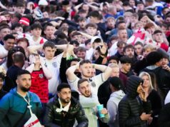 Fanúšikovia majstrovstiev sveta čelia obavám z dlhov v súvislosti s prudko rastúcimi cestovnými nákladmi po tom, ako sa ceny vstupeniek prudko zvýšili FIFA čelila odporu v súvislosti s cenami lístkov na majstrovstvá sveta (AFP cez Getty Images)