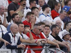 Fanúšikovia „ošúchaných“ a „vygumovaných“ sa bili na FIFA kvôli vydieračským lístkom na vlak na majstrovstvá sveta – fanúšikovia čelia 11-násobnému zvýšeniu cien Fanúšikovia Anglicka sa cítia „ošklbaní“ a „podgurážení“ prehnanými cenami vlakov na tohtoročné letné majstrovstvá sveta.