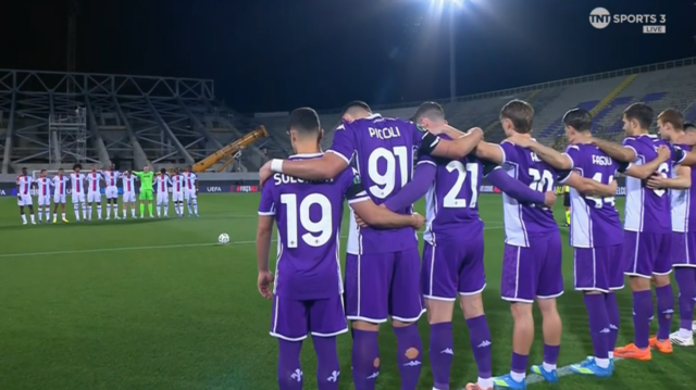 Fiorentina a Crystal Palace držia minútu ticha