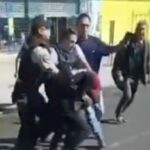 Futbalová legenda bola napadnutá zúrivými svedkami, keď bola zatknutá za ozbrojenú lúpež