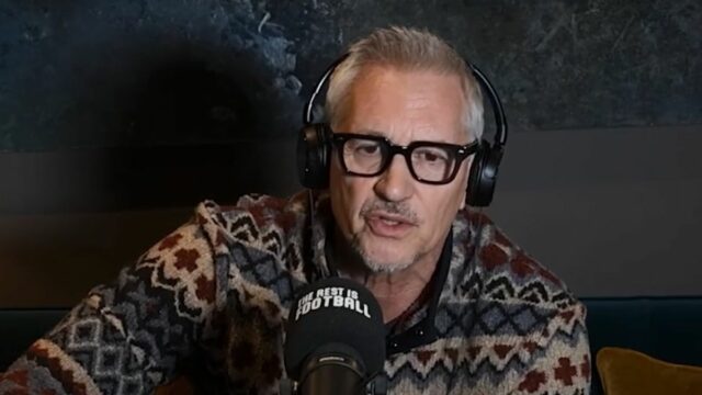 Gary Lineker hovorí na podcaste