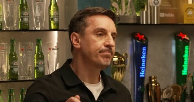 Gary Neville sa obával útoku „agresívneho psa“ po týraní na ulici | Futbal | Šport
