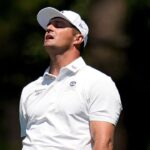 Golfové správy: Bryson DeChambeau vynechal Masters cut po trojitom bogey na 18. jamke