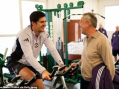 Harry Maguire poslal prestupovú správu šéfom Man United po tom, čo v tejto sezóne upadol do boja o veľké ocenenia Harry Maguire hovorí, že Man United potrebuje posily, ak chcú bojovať o „veľké“ trofeje