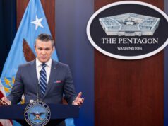 Hegseth hovorí, že blokáda USA bude pokračovať a je pripravená na nové útoky na iránsku energiu | Správy Donalda Trumpa Hegseth hovorí, že blokáda USA bude pokračovať a je pripravená na nové útoky na iránsku energiu | Správy Donalda Trumpa