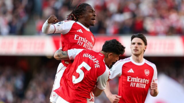 Eberechi Eze z Arsenalu oslavuje skórovanie proti Newcastlu United