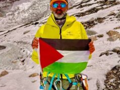Horolezec vyliezol na Everest pre palestínske deti | Slučka Horolezec vyliezol na Everest pre palestínske deti | Slučka