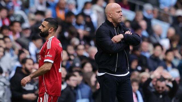 "Hovoril som s Mo Salahom od oznámenia odchodu z Liverpoolu Mohamed Salah a Arne Slot