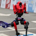 Humanoidný robot prekonal svetový rekord v polmaratóne v Pekingu | Správy o vede a technike