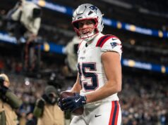 Hunter Henry hovorí, že Patriots sa počas škandálu Mikea Vrabela zamerali na futbal Hunter Henry hovorí, že Patriots sa počas škandálu Mikea Vrabela zamerali na futbal