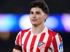 Hviezda Arsenalu prijala Juliana Alvareza po obavách zo zranenia Atlética Madrid Julian Alvarez počas zápasu Atlética Madrid