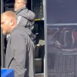 Harry Winks bol zapojený do ostrej výmeny názorov s fanúšikmi Leicesteru po ich porážke 1:0 na ihrisku Portsmouthu