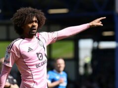 Hviezda Leicestru exploduje na rozhodcu a publikum ako v zápase majstrovstiev | Futbal | Šport Hviezda Leicestru exploduje na rozhodcu a publikum ako v zápase majstrovstiev | Futbal | Šport