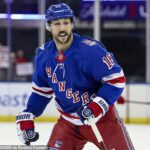 Hviezda Rangers Vincent Trocheck prekonal začiatkom sezóny bakteriálnu infekciu pľúc