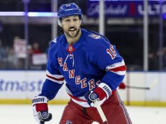 Hviezda NHL Vincent Trocheck začína bojovať s hororovou infekciou pľúc: „Myslel som, že umieram“ Hviezda Rangers Vincent Trocheck prekonal začiatkom sezóny bakteriálnu infekciu pľúc