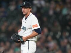 Hviezda Seattle Mariners zostala s červenou tvárou, keď mu loptička ZMIZLA pred očami… predtým, ako konečne zacvakne trápna pravda Nadhadzovač Seattle Mariners Logan Gilbert schytal v stredu večer v jeho drese čiarovú jazdu