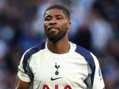 Hviezda Tottenhamu Kevin Danso prerušil mlčanie po tom, čo bol terčom „hanebného a dehumanizačného“ rasistického zneužívania po drahej chybe pri žrebovaní v Brightone Kevin Danso reagoval na odporné rasistické zneužívanie, ktoré dostal po remíze Spurs s Brightonom