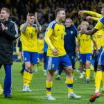 Gabriel Gudmundsson oslavuje švédsku kvalifikáciu na majstrovstvá sveta