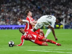 Hviezdu Realu Madrid vylúčili z druhého zápasu proti Bayernu Mníchov Hviezdu Realu Madrid vylúčili z druhého zápasu proti Bayernu Mníchov