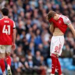 Hviezdy Arsenalu Declan Rice a Martin Odegaard boli povolaní za to, že v Man City nedokázali hrať