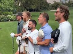 Hviezdy NFL George Kittle a Christian McCaffrey pred golfom rozohrajú sociálne siete s vrcholným vlasteneckým prejavom Hviezdy San Francisco 49ers Christian McCaffrey a George Kittle spievali národnú hymnu pred golfom v Kalifornii
