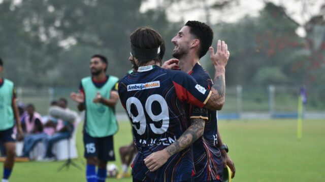 IFL 2025-26: Diamond Harbor porazil Gokulama Keralu a vstúpil do kola majstrovstiev ako najlepší hráč
