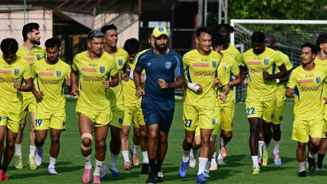 ISL 2025-26: Kerala Blasters vidí prvé domáce víťazstvo sezóny proti NorthEast United

