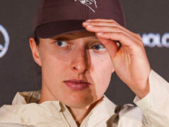 Iga Swiateková po kritike zo strany svojho tímu zastavuje „super drsné poľské médiá“. Iga Swiateková po kritike zo strany svojho tímu zastavuje „super drsné poľské médiá“.